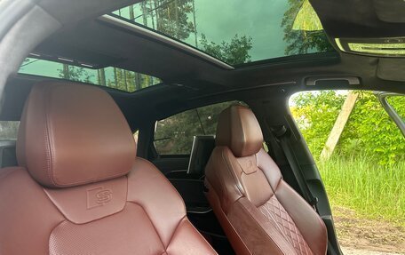 Audi A8, 2019 год, 8 000 000 рублей, 17 фотография