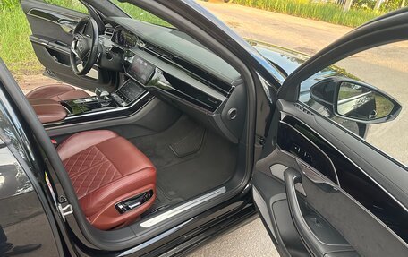 Audi A8, 2019 год, 8 000 000 рублей, 16 фотография