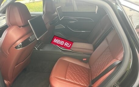 Audi A8, 2019 год, 8 000 000 рублей, 13 фотография