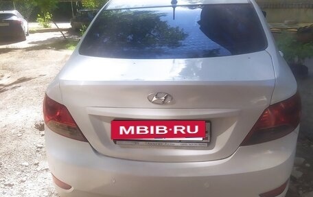 Hyundai Solaris II рестайлинг, 2012 год, 480 000 рублей, 4 фотография
