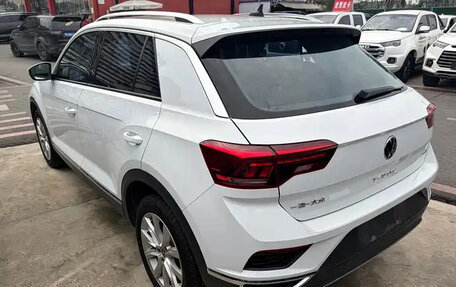 Volkswagen T-Roc I, 2022 год, 1 530 000 рублей, 4 фотография