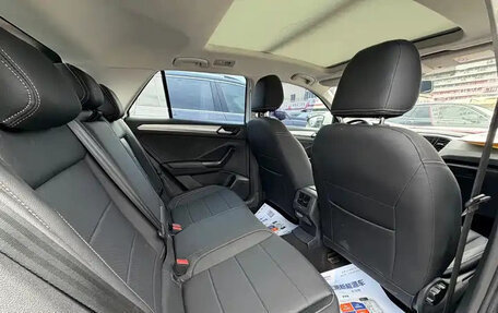 Volkswagen T-Roc I, 2022 год, 1 530 000 рублей, 8 фотография