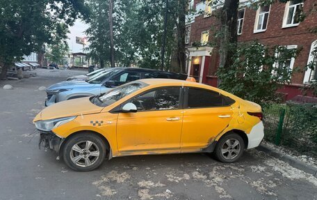 Hyundai Solaris II рестайлинг, 2018 год, 505 000 рублей, 3 фотография