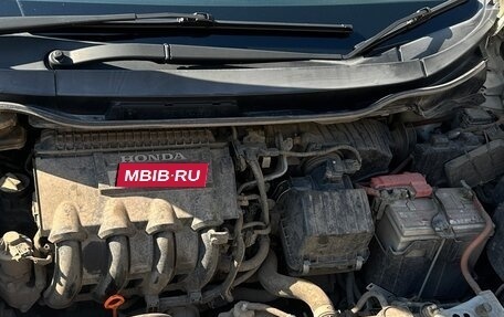 Honda Fit Shuttle I рестайлинг, 2013 год, 600 000 рублей, 16 фотография