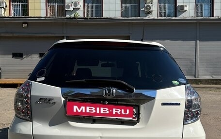 Honda Fit Shuttle I рестайлинг, 2013 год, 600 000 рублей, 5 фотография