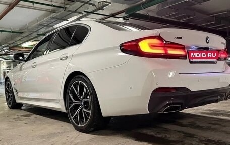BMW 5 серия, 2021 год, 5 200 000 рублей, 6 фотография
