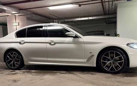 BMW 5 серия, 2021 год, 5 200 000 рублей, 18 фотография