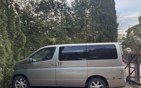 Nissan Elgrand III, 2004 год, 550 000 рублей, 8 фотография