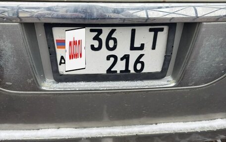 Nissan Elgrand III, 2004 год, 550 000 рублей, 10 фотография