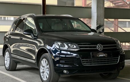 Volkswagen Touareg III, 2011 год, 1 819 000 рублей, 3 фотография