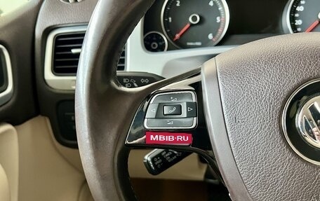 Volkswagen Touareg III, 2011 год, 1 819 000 рублей, 27 фотография