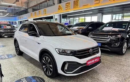 Volkswagen T-Roc I, 2022 год, 1 480 000 рублей, 3 фотография