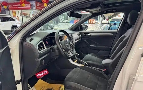 Volkswagen T-Roc I, 2022 год, 1 480 000 рублей, 7 фотография
