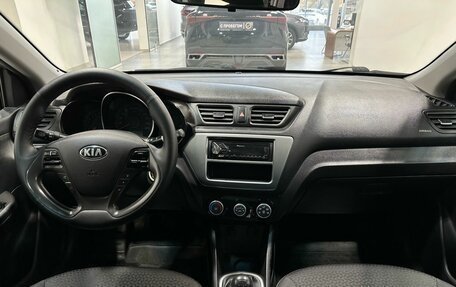 KIA Rio III рестайлинг, 2016 год, 889 900 рублей, 10 фотография