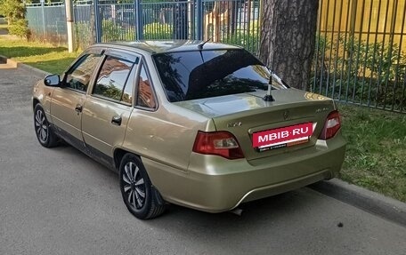 Daewoo Nexia I рестайлинг, 2008 год, 125 000 рублей, 4 фотография