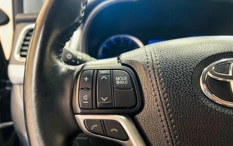 Toyota Highlander III, 2019 год, 3 899 000 рублей, 20 фотография