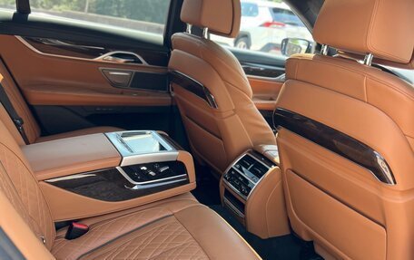 BMW 7 серия, 2020 год, 6 400 000 рублей, 19 фотография