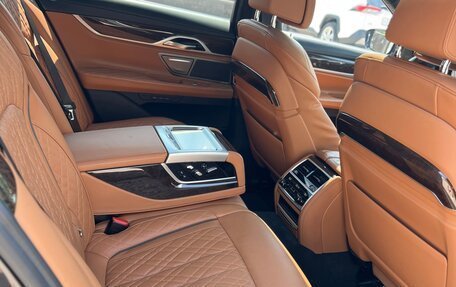 BMW 7 серия, 2020 год, 6 400 000 рублей, 21 фотография