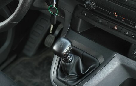 Peugeot Expert, 2018 год, 1 897 000 рублей, 16 фотография