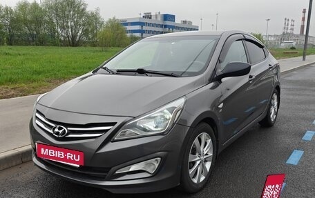 Hyundai Solaris II рестайлинг, 2015 год, 1 070 000 рублей, 3 фотография
