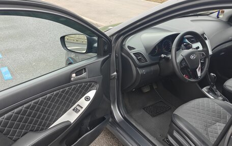 Hyundai Solaris II рестайлинг, 2015 год, 1 070 000 рублей, 9 фотография