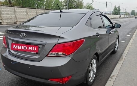 Hyundai Solaris II рестайлинг, 2015 год, 1 070 000 рублей, 7 фотография