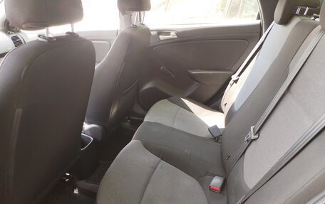 Hyundai Solaris II рестайлинг, 2014 год, 650 000 рублей, 5 фотография
