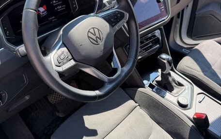 Volkswagen Tiguan II, 2021 год, 3 570 000 рублей, 10 фотография