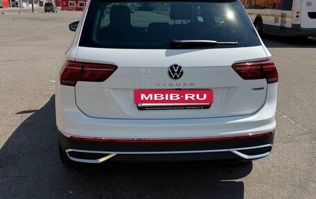 Volkswagen Tiguan II, 2021 год, 3 570 000 рублей, 8 фотография