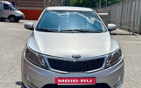 KIA Rio III рестайлинг, 2014 год, 1 300 000 рублей, 2 фотография