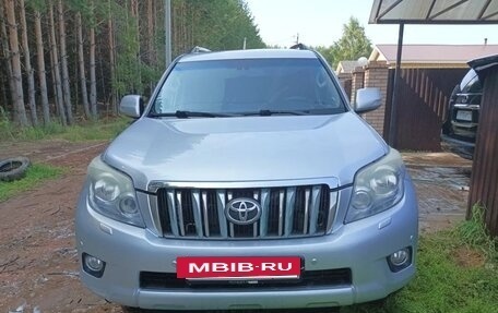 Toyota Land Cruiser Prado 150 рестайлинг 2, 2010 год, 2 300 000 рублей, 4 фотография