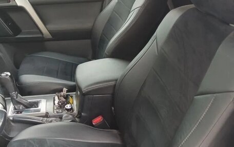 Toyota Land Cruiser Prado 150 рестайлинг 2, 2010 год, 2 300 000 рублей, 8 фотография