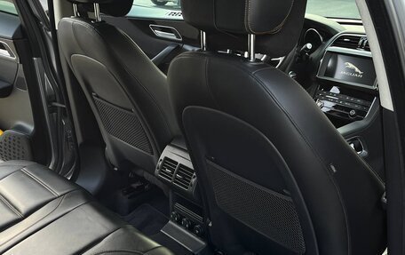 Jaguar F-Pace, 2020 год, 3 300 000 рублей, 8 фотография