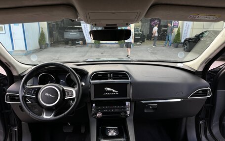 Jaguar F-Pace, 2020 год, 3 300 000 рублей, 14 фотография