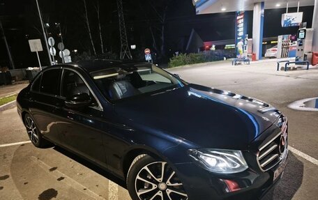 Mercedes-Benz E-Класс, 2016 год, 3 300 000 рублей, 22 фотография