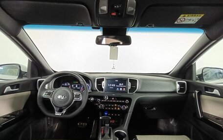 KIA Sportage IV рестайлинг, 2018 год, 2 370 000 рублей, 11 фотография