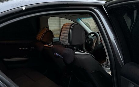 BMW 3 серия, 2005 год, 730 000 рублей, 11 фотография