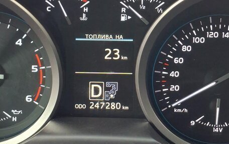 Toyota Land Cruiser 200, 2015 год, 4 000 000 рублей, 5 фотография