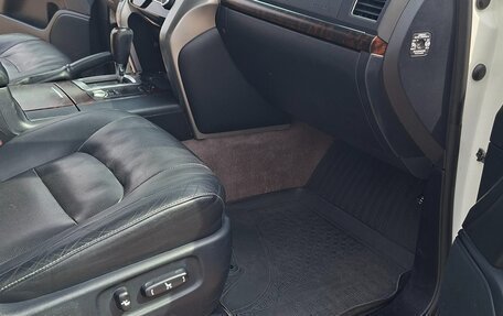 Toyota Land Cruiser 200, 2015 год, 4 000 000 рублей, 9 фотография
