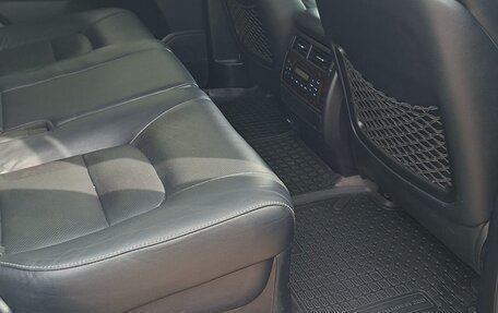 Toyota Land Cruiser 200, 2015 год, 4 000 000 рублей, 10 фотография