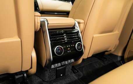 Land Rover Range Rover IV рестайлинг, 2026 год, 20 690 000 рублей, 24 фотография