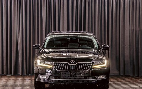 Skoda Superb III рестайлинг, 2018 год, 1 575 000 рублей, 2 фотография