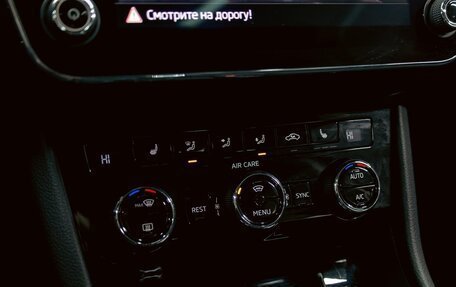 Skoda Superb III рестайлинг, 2018 год, 1 575 000 рублей, 15 фотография