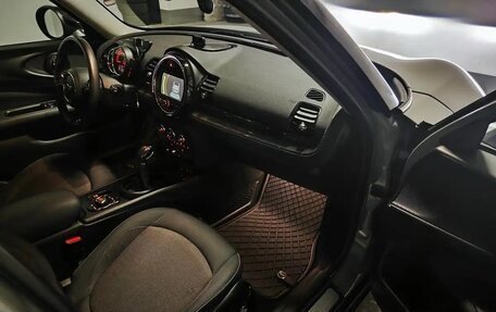 MINI Clubman, 2017 год, 1 550 000 рублей, 22 фотография