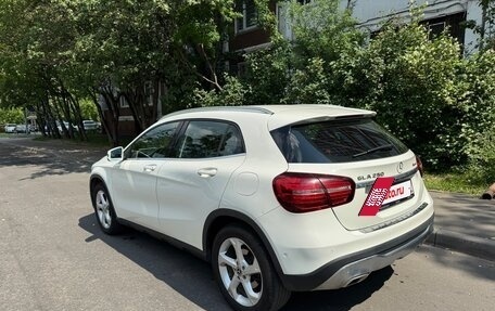 Mercedes-Benz GLA, 2017 год, 2 445 000 рублей, 4 фотография