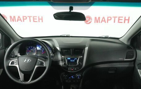 Hyundai Solaris II рестайлинг, 2015 год, 1 140 000 рублей, 15 фотография