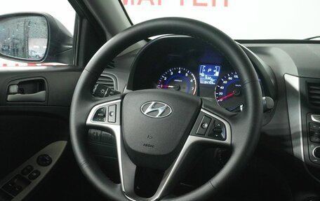 Hyundai Solaris II рестайлинг, 2015 год, 1 140 000 рублей, 16 фотография