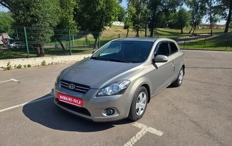 KIA cee'd I рестайлинг, 2010 год, 700 000 рублей, 1 фотография