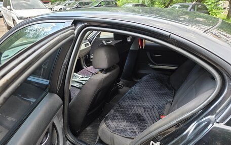 BMW 3 серия, 2011 год, 720 000 рублей, 10 фотография