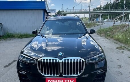 BMW X7, 2022 год, 10 200 000 рублей, 2 фотография